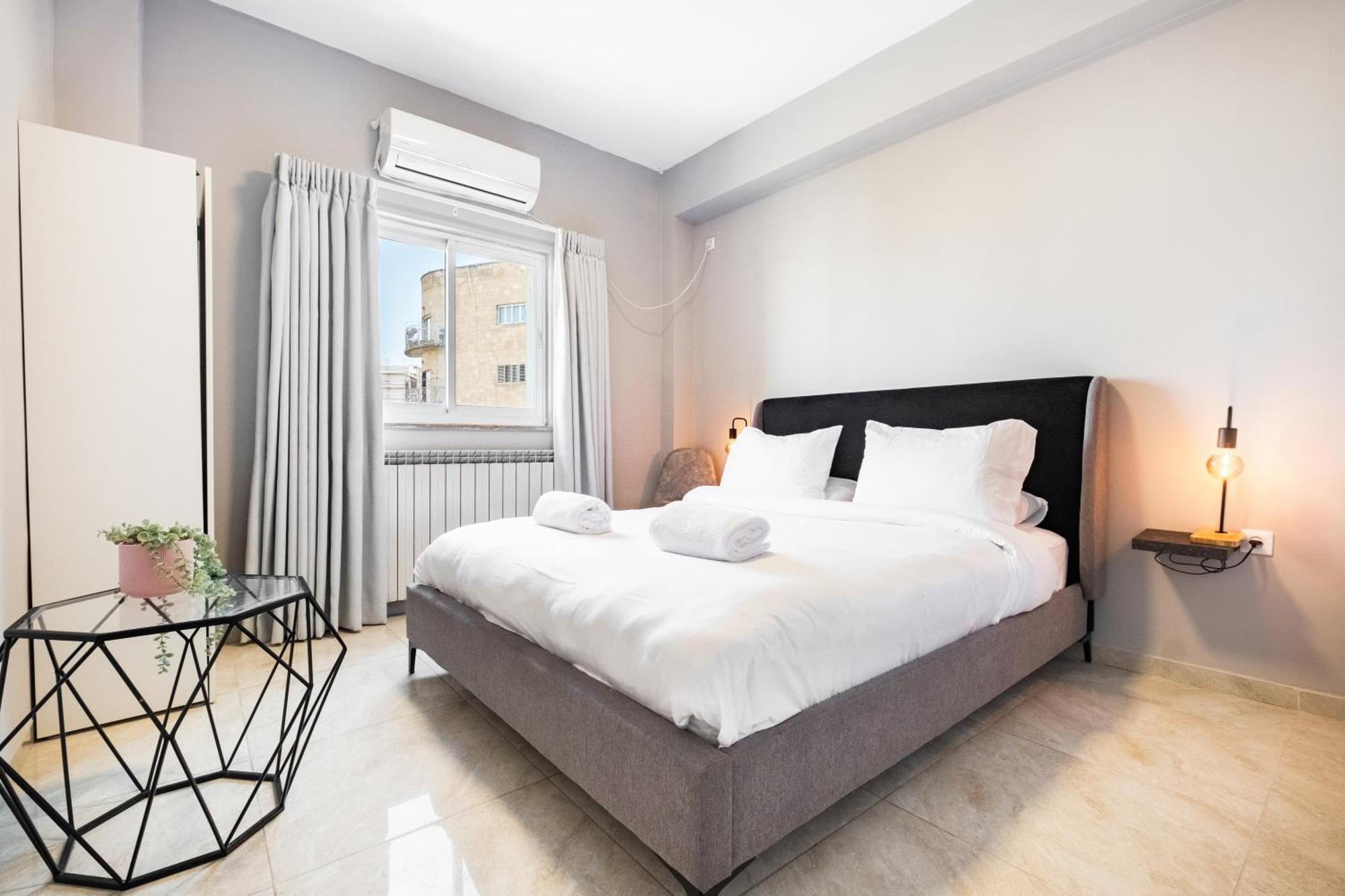 Modern Bright, Near Mahane Yehuda Market, Balcony เยรูซาเลม ภายนอก รูปภาพ